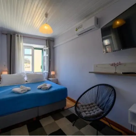Mitropoleos Apartment *